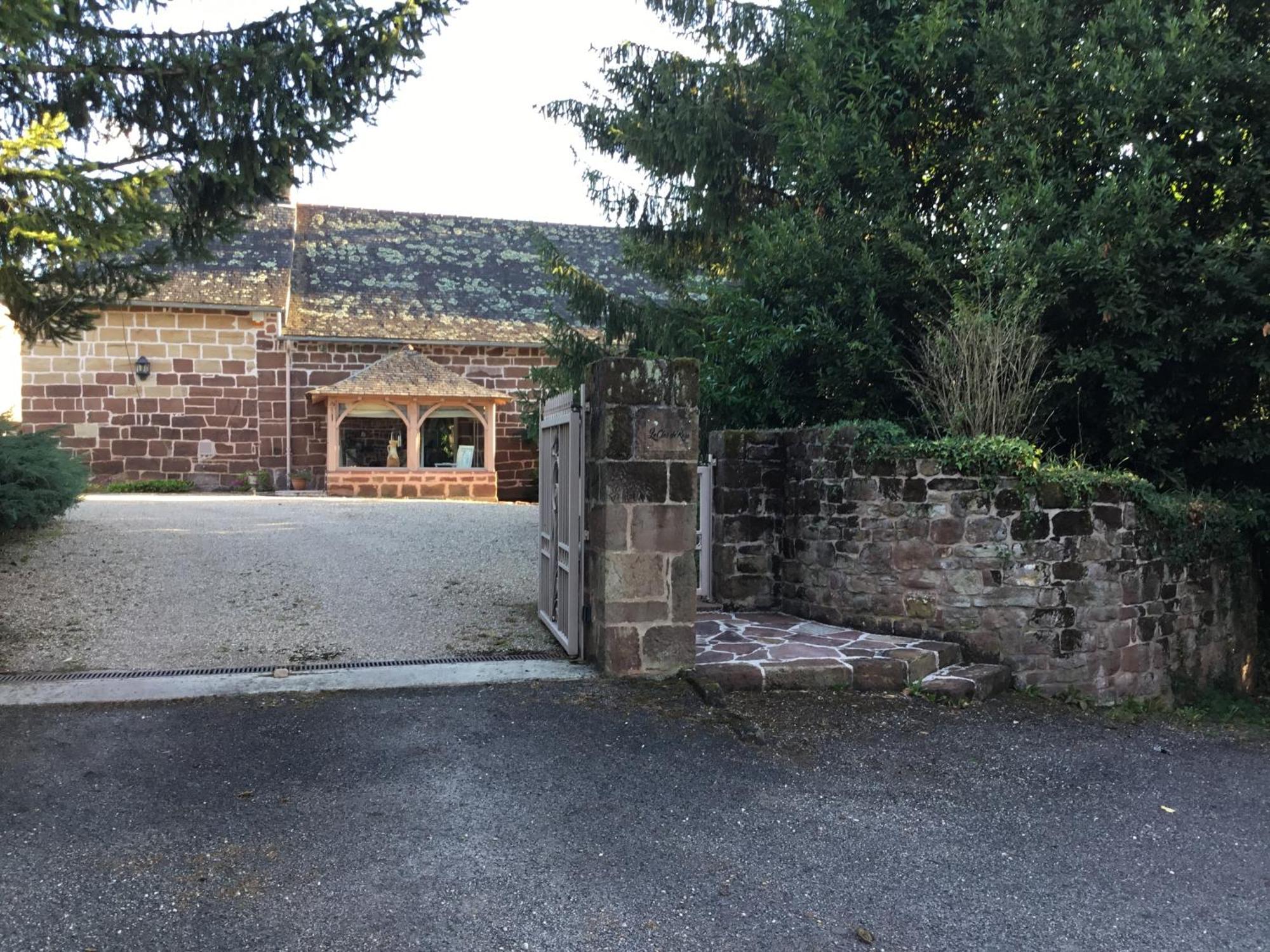 Le Clos De Rose Ussac Экстерьер фото